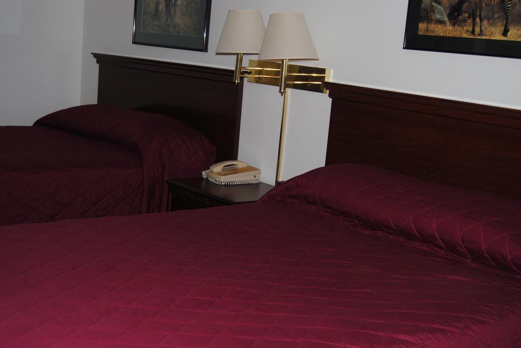 Knights Inn אבנסטון מראה חיצוני תמונה